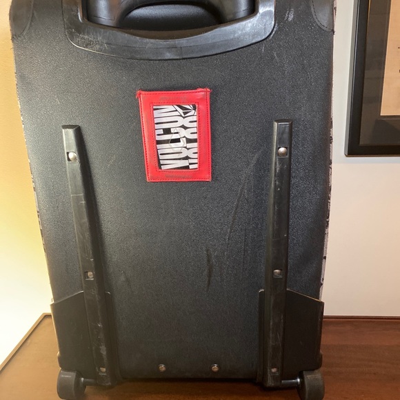 Volcom Roller, Overhead Travel Bag, Gray w/ Volcom Logos - Picture 7 of 12